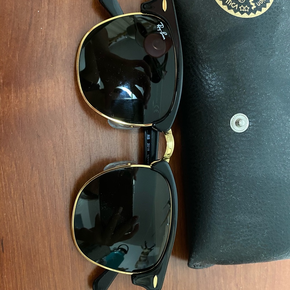 Ray Ban Clubmaster Black and gold